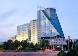 Estrel Hotel 3