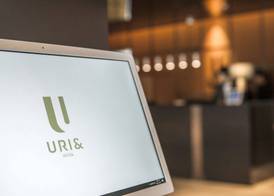 Hotel Uri& 2
