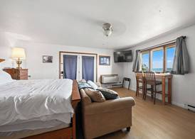 Eagle View Motel & Retreat 4