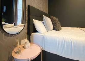 Holland Rd Studios Close to Olympia London 4