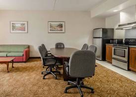 Sleep Inn & Suites Springdale West 5
