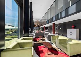 Axis Viana Business & SPA Hotel 5