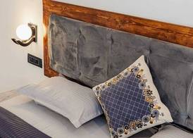 White Tree Resort 5