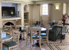 La Quinta Inn by Wyndham Tyler 4