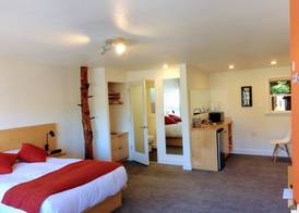 Heliotrope Hotel 4