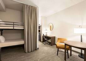 Days Inn & Suites by Wyndham Bozeman 5