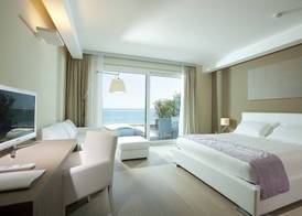 Hotel Aurora 4