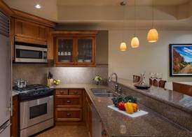 The Royal Kelowna - Bellstar Hotels & Resorts 3