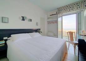 Luxor Beach Boutique Hotel Cattolica 4