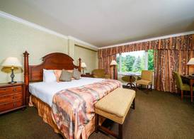 Stoweflake Mountain Resort & Spa 3