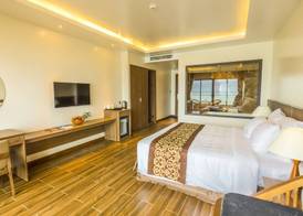 Coral Bay Resort 3