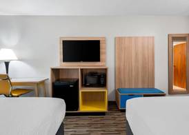 Days Inn by Wyndham Hillsdale 4