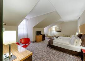 Mercure Hotel Wiesbaden City 4