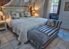 Los Olivos at The Yard 5