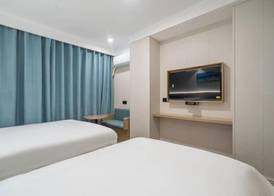 Yiheju Hotel (Shanghai West Railway Station Caoyang Road Branch) 5
