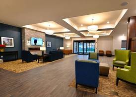 Comfort Suites Newnan 4