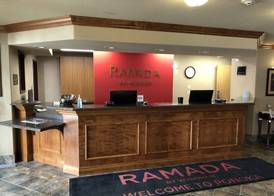 Ramada by Wyndham Ponoka 2