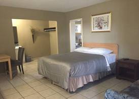 Niagara Falls Courtside Inn 3