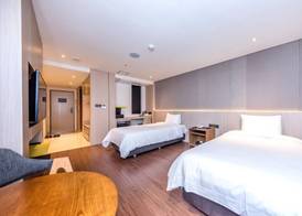 The First70 Hotel 5