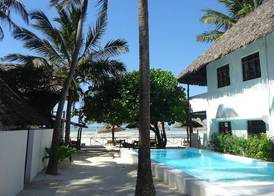 Makuti Beach Bungalows 2