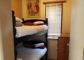 Tourist Lodge Gansbaai 4