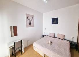 CityCenter Rooms Next to the Beach 2