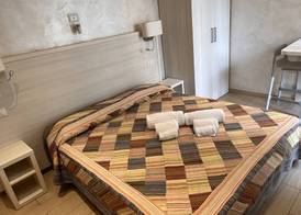 Marina Beach Suite Hotel 5