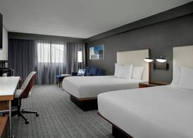 Courtyard by Marriott Bloomington 5