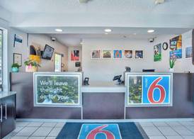 Motel 6 Salem, OR 2