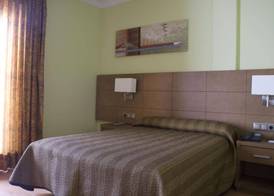 Hotel 4C Puerta Europa 3