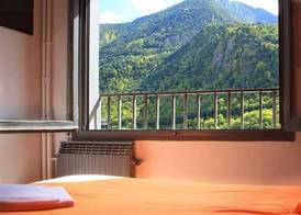 Barri Antic Hostel & Pub 3