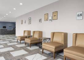 Days Inn by Wyndham Rawlins 5