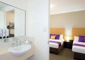Townsville Studio - Walk to City, Stadium & Ferry 5