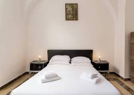 Sanniti's Apartments 5