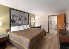 Super 8 by Wyndham Fort Mitchell Cincinnati Area 5