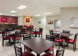 Red Roof Inn Temple 4