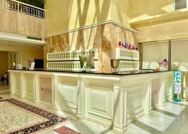 AMH Hotel Durres 4