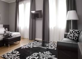 Palace Suite 2