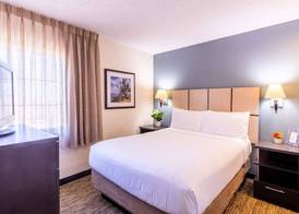 Sonesta Simply Suites Orange County Airport 3