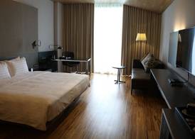Midori Clark Hotel and Casino 4