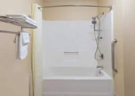 Super 8 by Wyndham Charleston Sikeston East MO 5