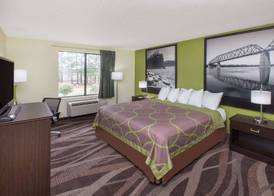 Super 8 by Wyndham Southaven 4