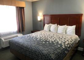 Redondo Inn and Suites 4