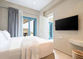Aura Suites Paros 3