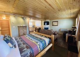 Salida Inn & Monarch Suites 4