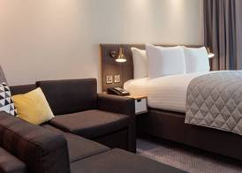 Holiday Inn LONDON - HEATHROW BATH ROAD by IHG 4