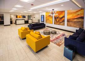 Wyndham Chicago O'Hare 3