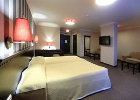 Royal Park Hotel and Apartments 4