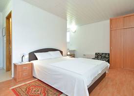 Apartment 1631 4