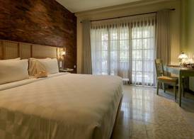 Fourteen Roses Boutique Hotel, Kuta 5